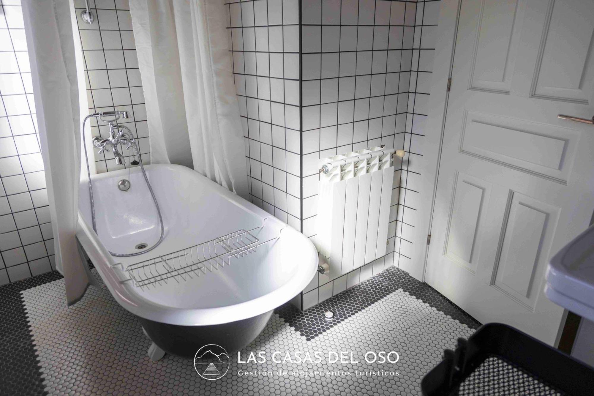 El Mirador De San Trocaya - Las Casas Del Oso Villamarcel エクステリア 写真